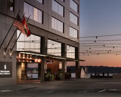 Four Seasons Hotel Seattle Hotels near Gum Wall