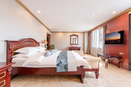 Oriental Pearl Hotel