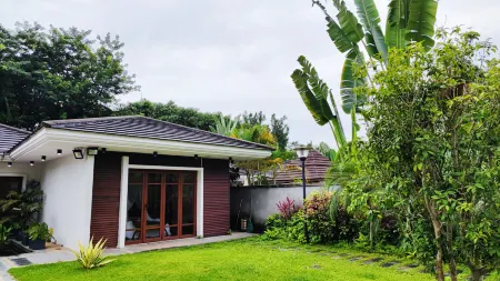 Global Migratory Birds Resort Hotel (Huidong Golf)