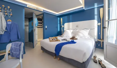 L'Eautel Toulon Centre Port Отели рядом с достопримечательностью «National Navy Museum of Toulon»