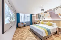 Jifen Qingchen Hotel (Yongkang Jiuling West Road Baolong Plaza)