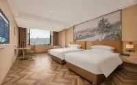 Vienna Hotel (Zhenxiong Street Xinhuayuan Branch) - Park Yeri