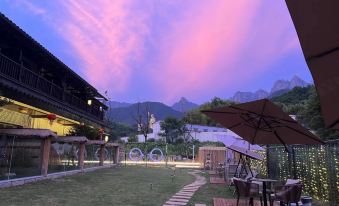 Dalong Villa (Jiuhuashan Scenic Area)