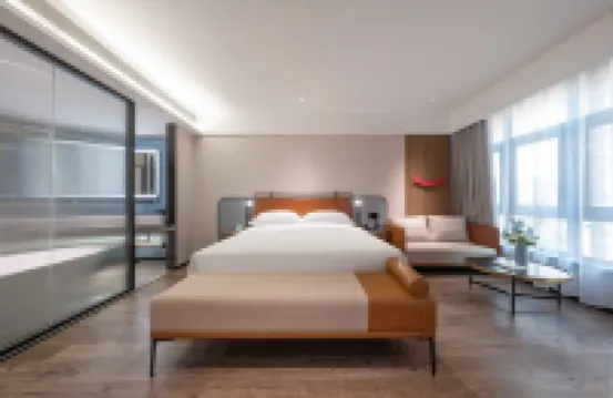 Fuyue Theme Hotel (Jinan Tangye Outlet Store - Original Yishang Hotel)