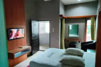Lonari Hotel Hotel di Biru-Biru