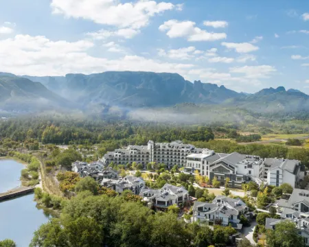 DoubleTree by Hilton Taizhou Shenxianju Hotels in Xianju