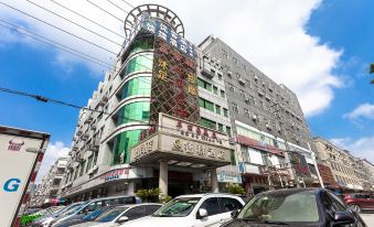 Dequn Hotel (Shenzhen Pingdi Yicheng PARK Wal-Mart Store)