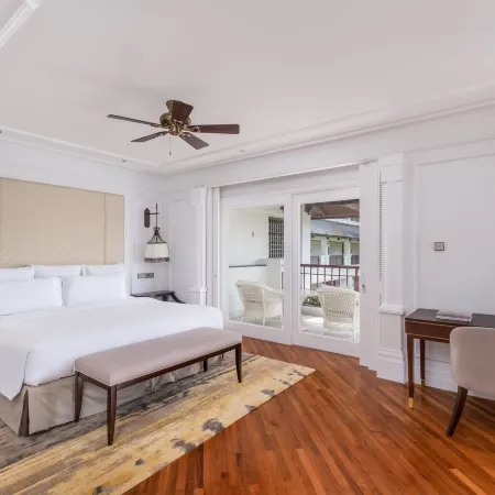 InterContinental Hotels BALI RESORT by IHG Отели рядом с достопримечательностью «Пляж Джимбаран»