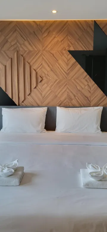 ห้องบัดเจท เตียงใหญ่ 1 เตียง (ห้องมุม)