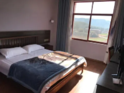 Nianhu Impression Inn