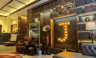 James Joyce Coffetel·Lanzhou Chenguan Bridge