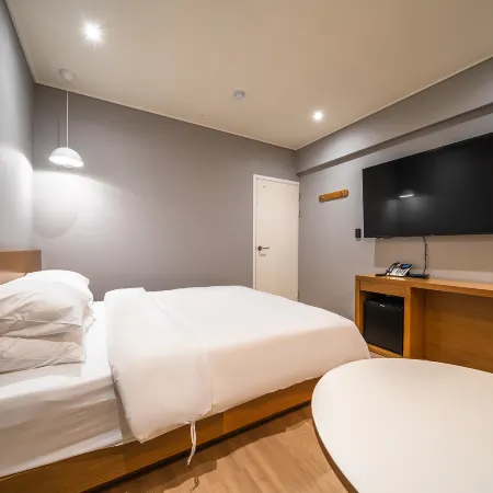 MONO HOTEL