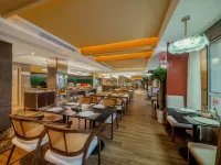 Shijiazhuang Hutuo River Art Ecological Island Resort Hotel