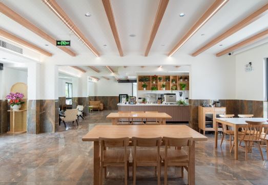 칭펑 · 만위에 홈스테이