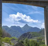 Floral Hotel · Yesanpo Mountain and Water Habitat hotel (Yesanpo Yunxigu Branch) - Mountain view