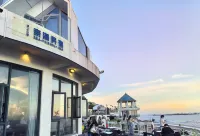 Qinhai Homestay (Huinu Style Park Scenic Area) Hotels near Neolithic Site of Dazuo Mountain
