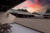 Jian Homestay (Baisha Ancient Town Branch)