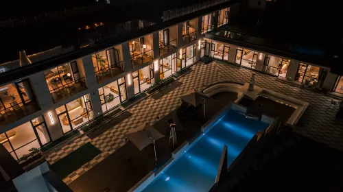 NaLaTi Zuo Wang Cao Yuan