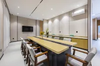 Days Inn by Wyndham Guangzhounan Railway Station