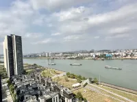 ONE ● RIVER VIEWS HOTEL