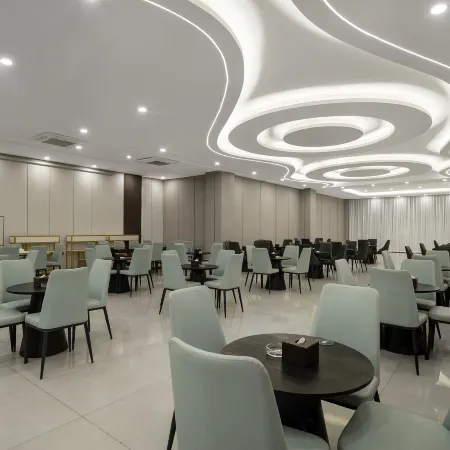 Jinsha Minghui Hotel (Deyang Zhongjiang)