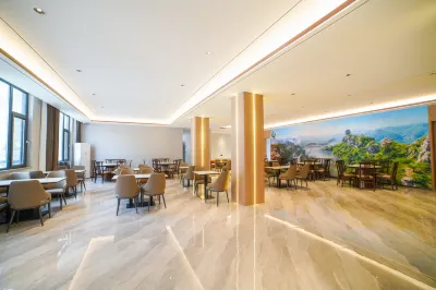 Yunling He Hotel