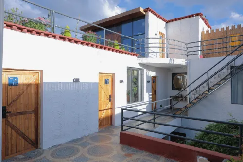 Floral Hotel·Tangxin Inn (Lhasa Jokhang Temple)