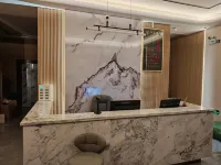 Shuangjiang Qianyi Hotel