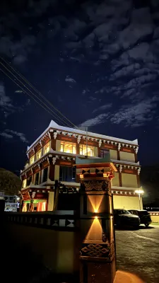 Daofu Barley Yard Homestay Hotels in Daofu