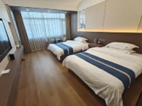 沐雅美宿酒店（泰安泰山萬達廣場會展中心店） 鄰近泰安市博物館會展中心陳列室的酒店