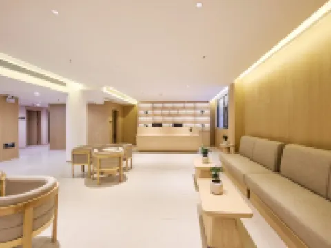 曼居酒店 Hotels in Luoning County