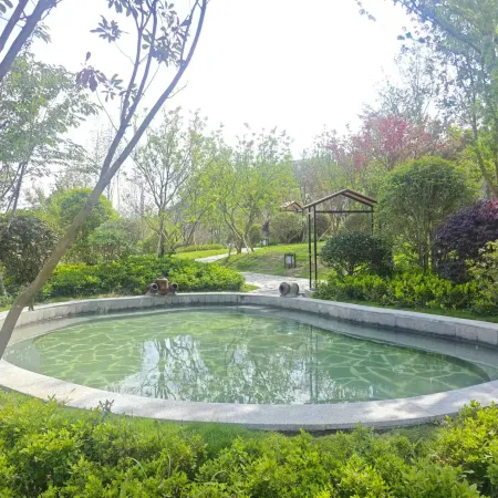Siji Huahai Wellness Sports Center