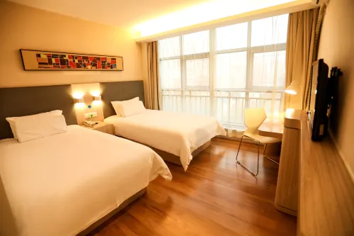 Hanhua Hotel (Shijiazhuang Haishan South Avenue)