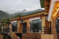 Mountain Dwelling Mystical Realm · Mountain Lodge