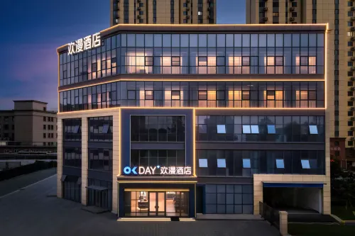 Huanman Hotel - parking