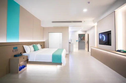 Xinfeng Blue Moon Bay Resort Hotel - 2 Yıldız