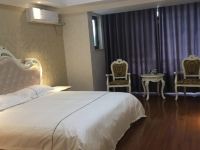 米果酒店式公寓(泰安万达广场店) - 欧式阳光大床房