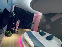 靖江撸啦啦电竞酒店 - 浪漫圆床房