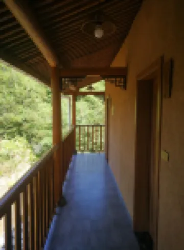 雲和牛塢嶺山莊