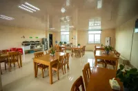 Manhattan Hotel (Wuping Bus Terminal Store)