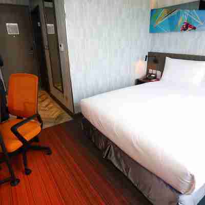 T11 T12 Hotel Rooms