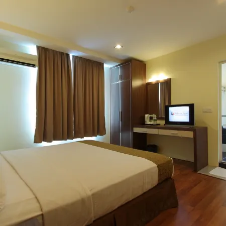 Seasons View Hotel