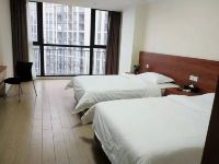 桂林泓都国际酒店 - 舒适街景双床房
