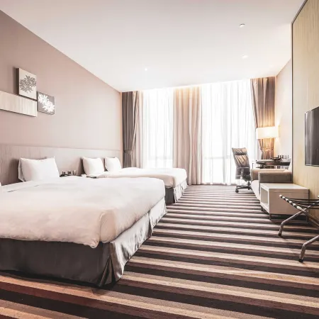 Grand Royal Hotel
