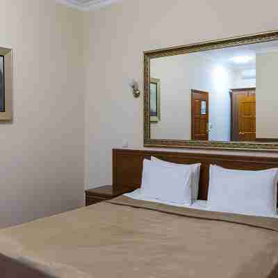 Amsterdam Hotel Aktobe Rooms