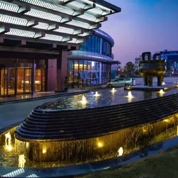 Sanjin International Hotel (Wuyi Station Development Avenue)