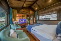 Huamushe Inn Các khách sạn gần Jiuding Long Pond