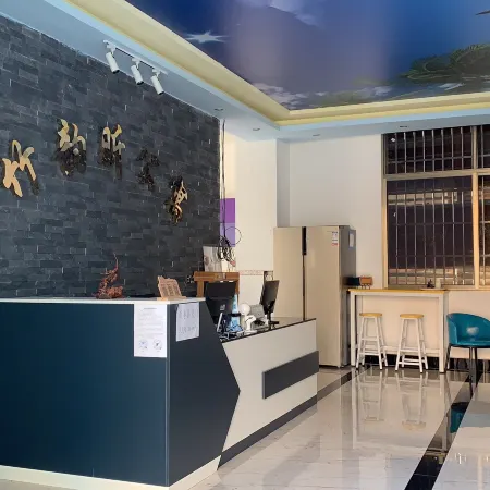Ruili Zhuyunxuan Apartment
