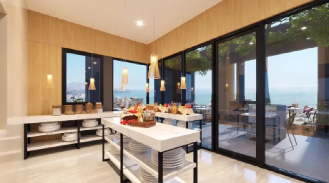 THE EMPIRE Отели рядом с достопримечательностью «Chinh Toa Dalat»