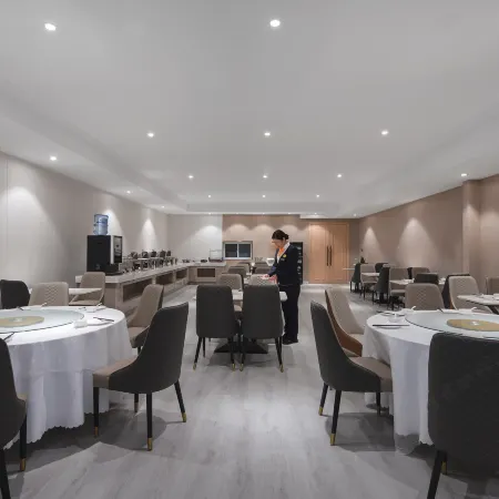 Vienna Hotel (Wanghai West Road, Dongtai)